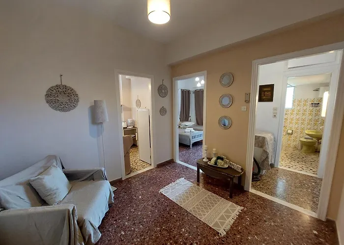 Lourantos & Appartement *