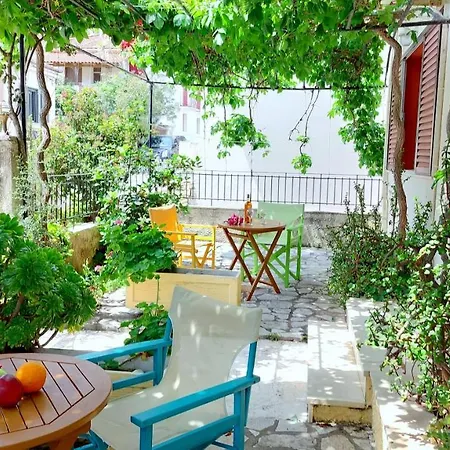 Lourantos & Apartment *