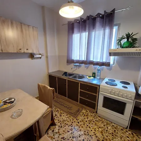 Lourantos & Apartment