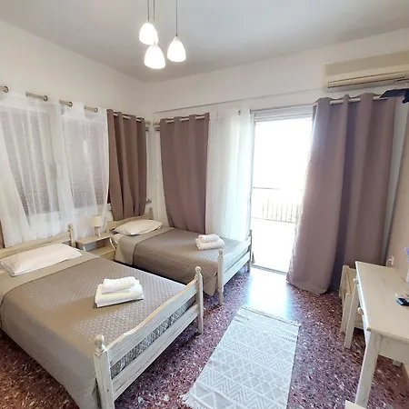 Lourantos & Apartment Vathy (Ithaca)