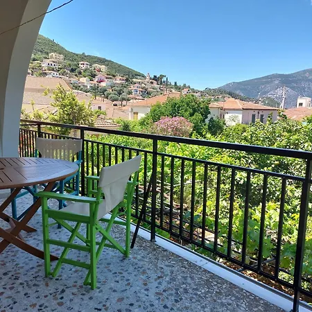 Lourantos & Apartment Vathy (Ithaca)